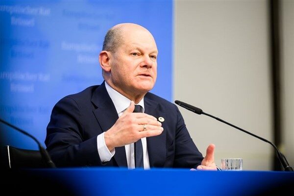 Almanya Başbakanı Scholz, düzensiz göçle mücadelede istikrarlarını sürdürdüklerini belirterek, Almanya'nın