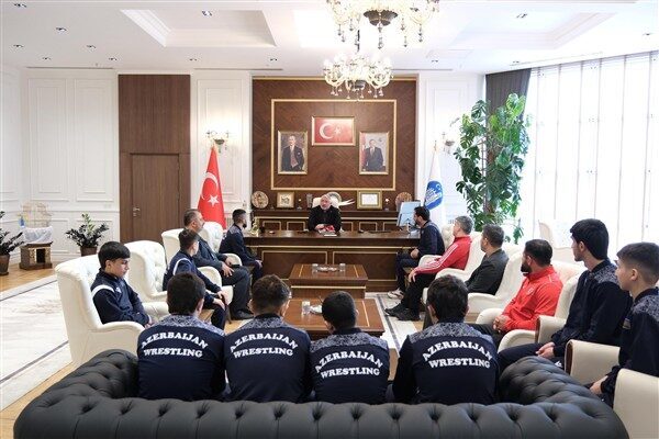 Takım, 28 Şubat’a kadar sürecek kamp için Çorum’a geldi. Ziyarette,