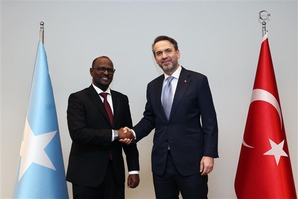 Enerji ve Tabii Kaynaklar Bakanı Bayraktar, Somali’nin yeni Petrol ve