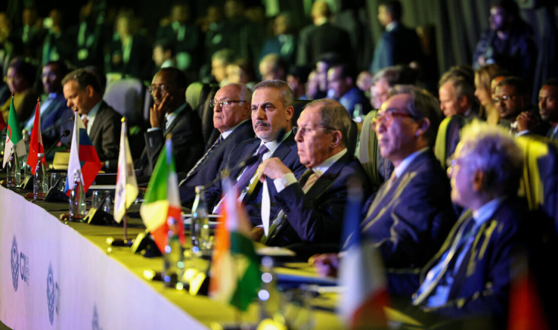 Dışişleri Bakanı Hakan Fidan, Johannesburg’da gerçekleştirilen G20 Dışişleri Bakanları Toplantısı açılış