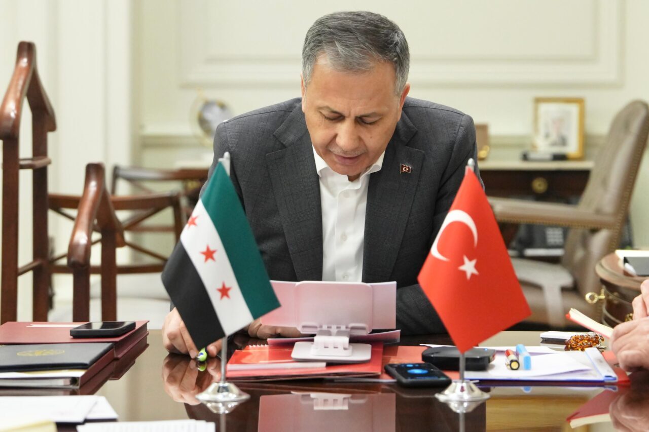 İçişleri Bakanı Ali Yerlikaya, Suriye Arap Cumhuriyeti İçişleri Bakanı Ali