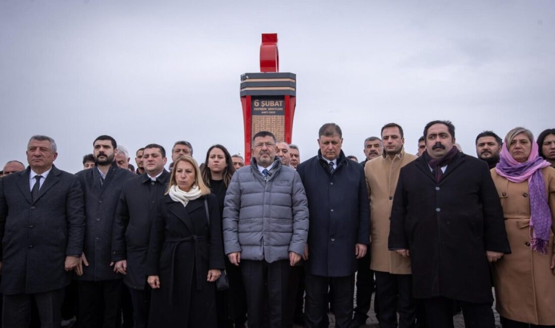 İzmir Büyükşehir Belediye Başkanı Dr. Cemil Tugay,Cumhuriyet Halk Partisi (CHP)