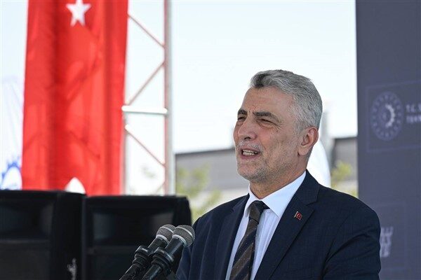 Ticaret Bakanı Prof. Dr. Ömer Bolat, Tüketici Güven Endeksi'nin 2025