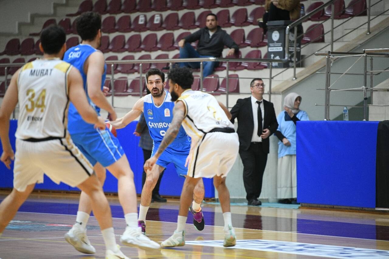 Türkiye Basketbol Ligi’ndeki mücadelesine devam eden Çayırova Belediyesi, zorlu deplasmandan