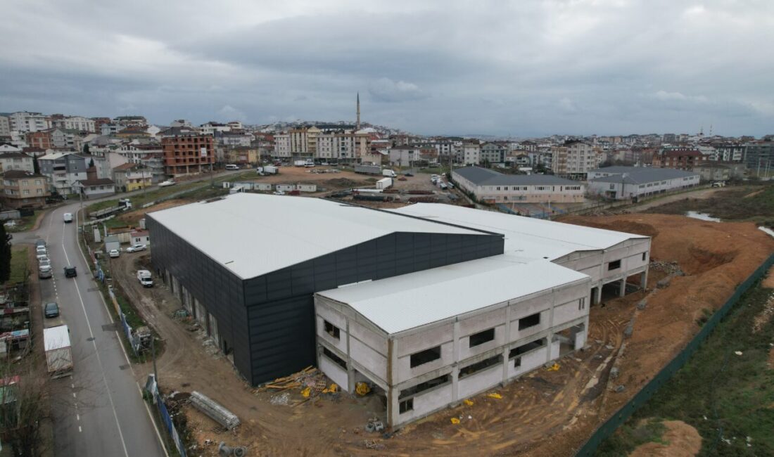 Çayırova Spor Lisesi ile Kapalı Spor Salonu ve Sporcu Fabrikası’nda inşaat
