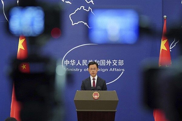 Çin, ABD gemilerinin Taiwan Boğazı’ndan izinsiz geçişine tepki gösterdi. Çin