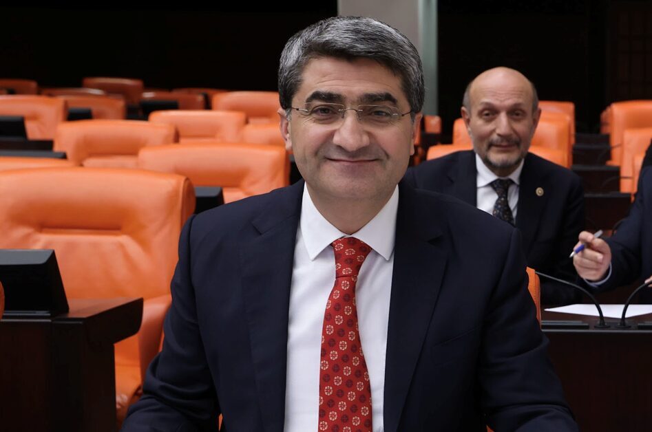 DEVA Partisi Genel Başkan Yardımcısı ve Mersin Milletvekili Mehmet Emin
