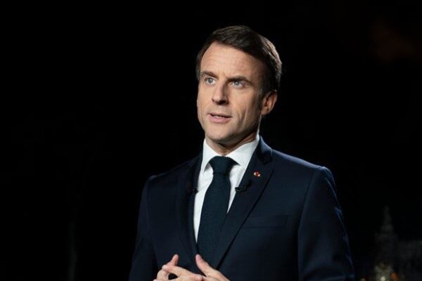 Fransa Cumhurbaşkanı Macron, Prens Kerim Ağa Han hayatını barış, hoşgörü