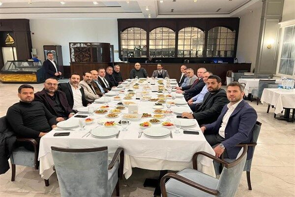  Gerçekleşen buluşmada, iki kulübün yöneticileri arasında sohbetler yapıldı ve dostluk