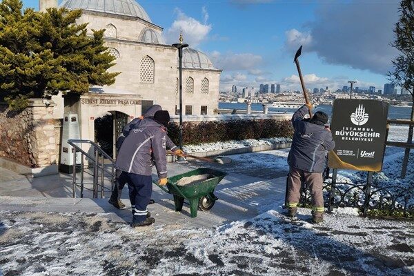 İstanbul genelinde 19 Şubat’tan itibaren etkisini artıran kar yağışı dün