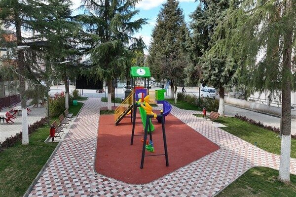 Yenileme çalışmaları sonucunda park, spor ve oyun alanları, yeni yeşil