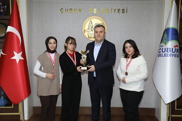 Şehit Hayati Bilgin Kız Mesleki ve Teknik Anadolu Lisesi'nin Yiyecek