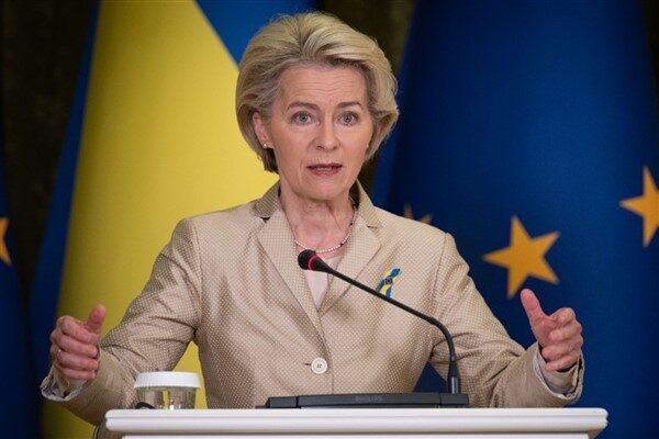 AB Komisyon Başkanı Ursula von der Leyen, bugün Örebro'da yaşananların