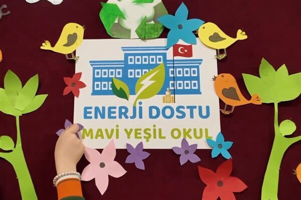 Projeyle, öğrencilerde sürdürülebilirlik okuryazarlığı ve enerji verimliliği bilincini artırmak, okul