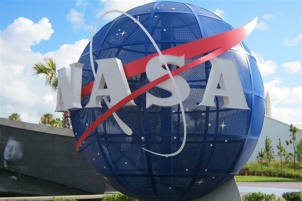 NASA'nın açıklamasına göre, şu anda SDO, Dünya tutulması sezonunda yer alıyor.