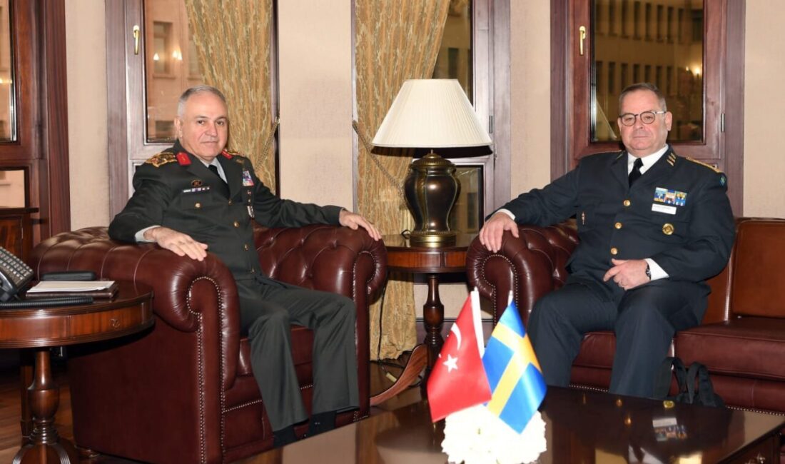 Genelkurmay Başkanı Orgeneral Metin Gürak, İsveç Krallığı Genelkurmay Başkanı Orgeneral