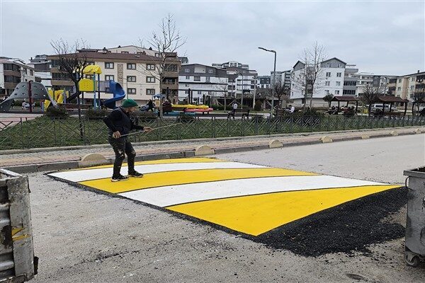 Osmangazi Belediyesi Fen İşleri Müdürlüğü’ne bağlı yol yapım ve onarım