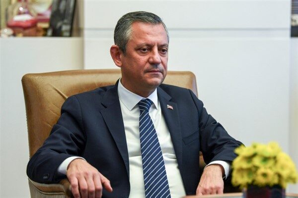 CHP Genel Başkanı Özgür Özel, Esenyurt Belediye Başkanı Prof. Dr.