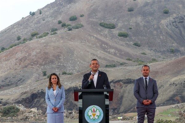 Cumhuriyet Halk Partisi (CHP) Genel Başkanı Özgür Özel, Manisa'nın Kula