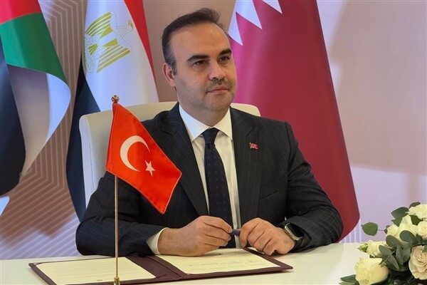 Sanayi ve Teknoloji Bakanı Kacır, burada yaptığı konuşmada Türkiye’nin, Sürdürülebilir