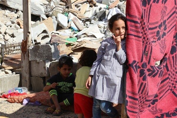 UNRWA, ateşkesin; insani yardım kuruluşlarının Gazze bölgesine yardım ulaştırmalarına ve