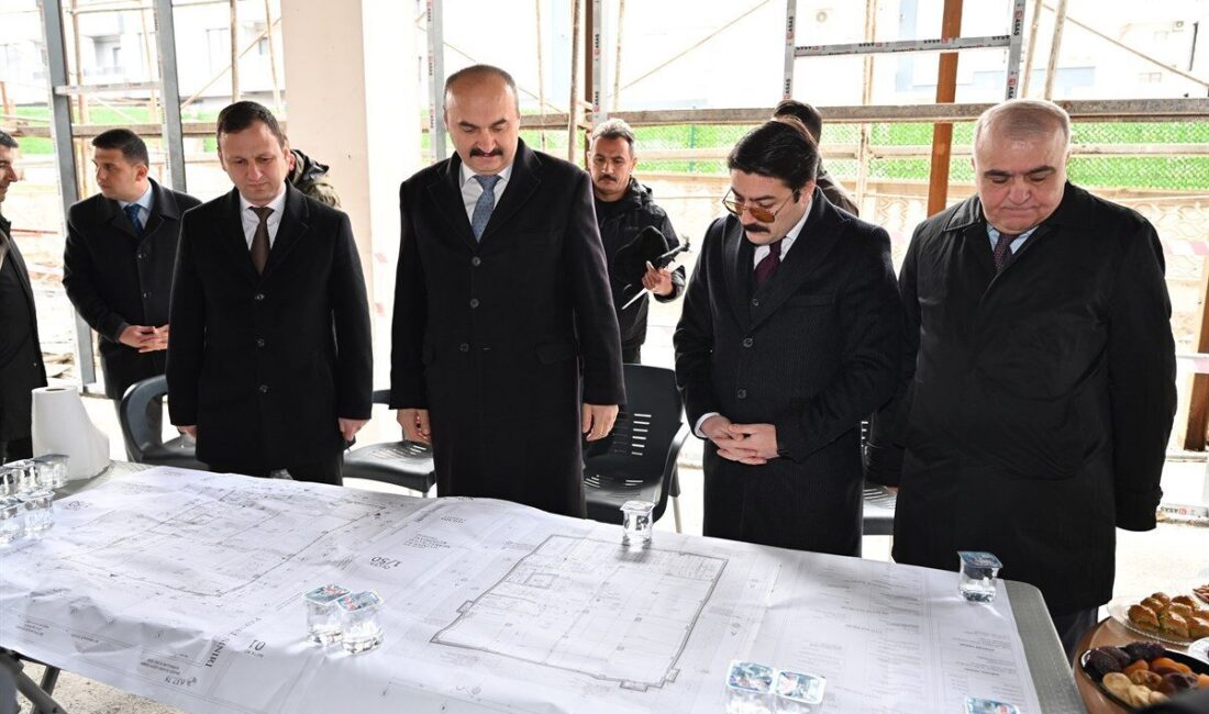 Valilikten yapılan açıklamaya göre, Batman Valisi Ekrem Canalp, Batman Belediyesi