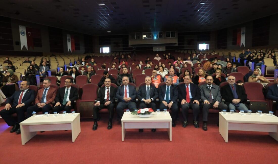 Valilikten yapılan açıklamay göre, Karaman Valisi Mehmet Fatih Çiçekli, Karamanoğlu Mehmetbey