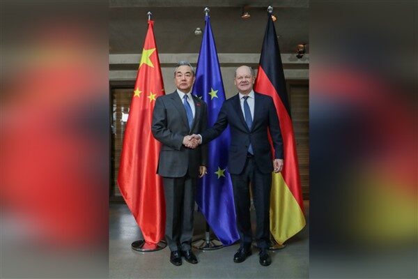 Çin Dışişleri Bakanı Wang Yi, dün Münih Güvenlik Konferansı sırasında