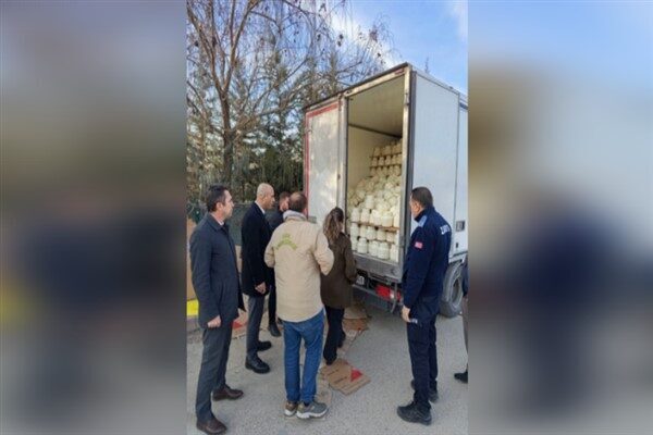 Belediyeden yapılan açıklamaya göre, Yenimahalle Belediyesi Zabıta ekipleri, ilçe tarım