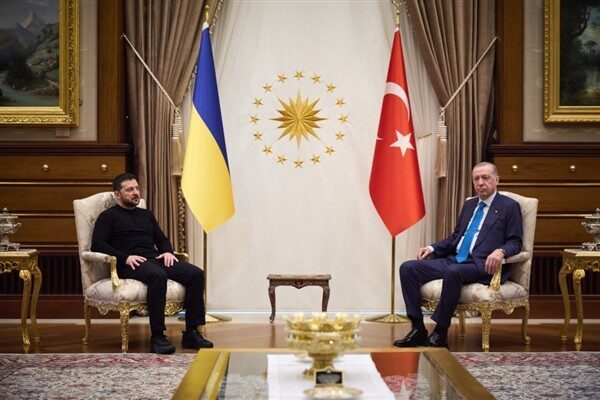 Ukrayna Devlet Başkanı Zelenski, Ukrayna'nın Türkiye ile olan ilişkilerine, paylaştıkları