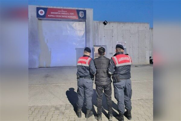 Sakarya İl Jandarma Komutanlığı ekipleri uyuşturucu ile mücadele kapsamında yürüttükleri