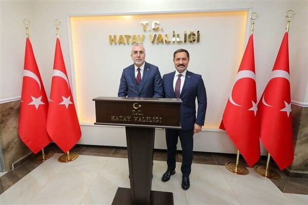 Çeşitli incelemelerde bulunmak ve programlara katılmak üzere şehre gelen Çalışma