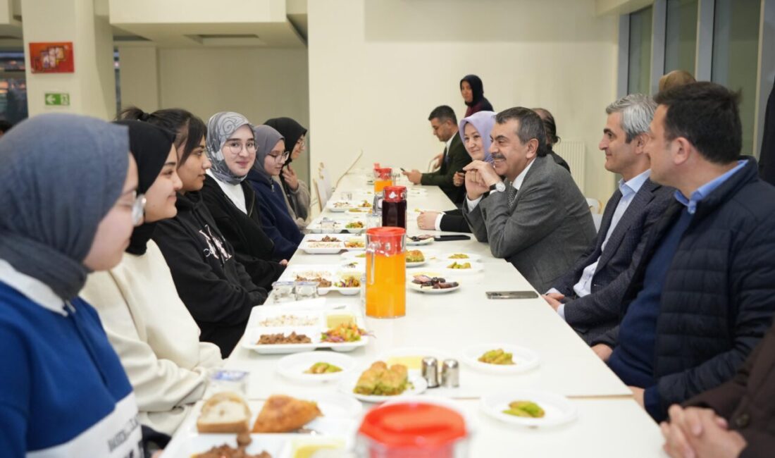 Milli Eğitim Bakanı Yusuf Tekin, Ümitköy Kız Anadolu İmam Hatip