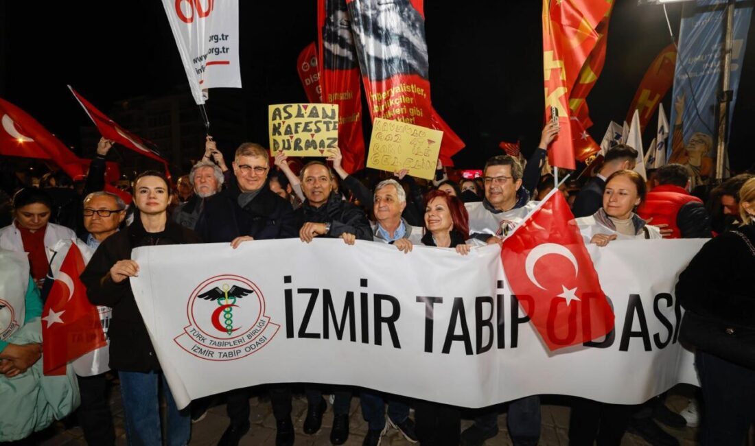 İzmir Büyükşehir Belediye Başkanı Dr. Cemil Tugay, İstanbul Büyükşehir Belediye