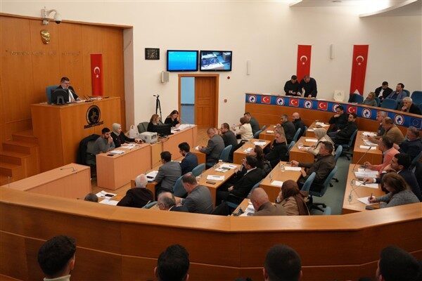 Düzce Belediye Meclisi’nin Nisan ayı birinci birleşimi, Meclis Başkan Vekili