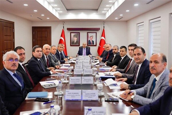 Adana Valisi Yavuz Selim Köşger başkanlığında, Adana Sosyal Dönüşüm Programı