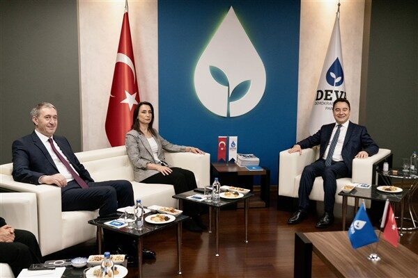 DEVA Partisi Genel Merkezi’nde gerçekleşen görüşmeye dair yapılan açıklamada DEM