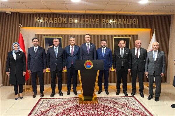 Enerji ve Tabii Kaynaklar Bakanı Bayraktar, Karabük Valisi Mustafa Yavuz'u