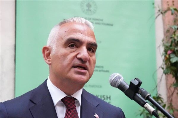Kültür ve Turizm Bakanı Ersoy, Mısır'da düzenlenen D-8 Turizm Bakanları