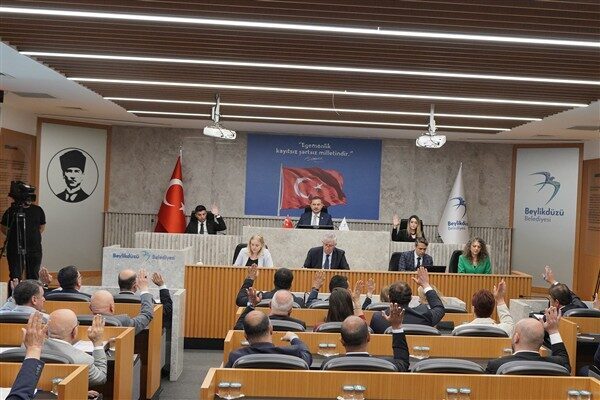 Beylikdüzü Belediyesi Mayıs ayı Meclis Toplantısı, Belediye Başkan Vekili Av.