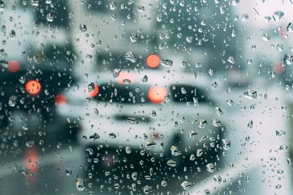 Meteoroloji'den yapılan açıklamaya göre, önümüzdeki 3 saatlik periyotta Bolu çevrelerinde