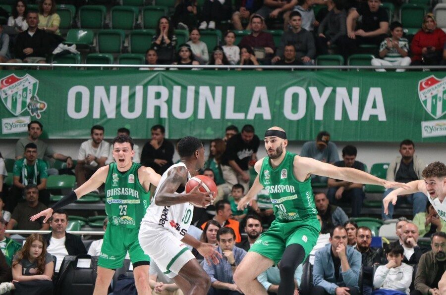 Türkiye Sigorta Basketbol Süper Ligi 29. haftasında Bursaspor Yörsan, Nilüfer