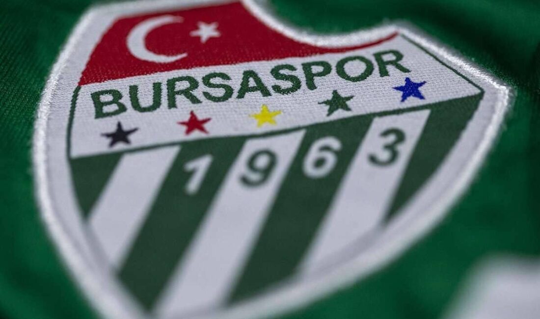 Bursaspor yönetimi FIFA’daki bir dosyayı daha çözüme kavuşturdu. Yeşil beyazlı