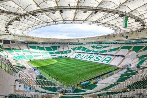 Bursaspor Başkanı Enes Çelik 31 Mayıs'ta gerçekleştirilecek Mali Genel Kurul