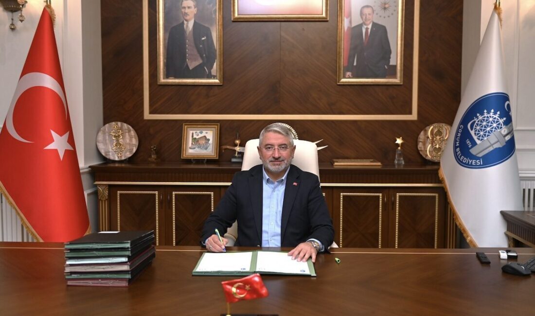 Uygulamanın, Tarihi Çorum Meydanı’nda hanımefendilere yönelik oturma alanları oluşturulması olduğunu