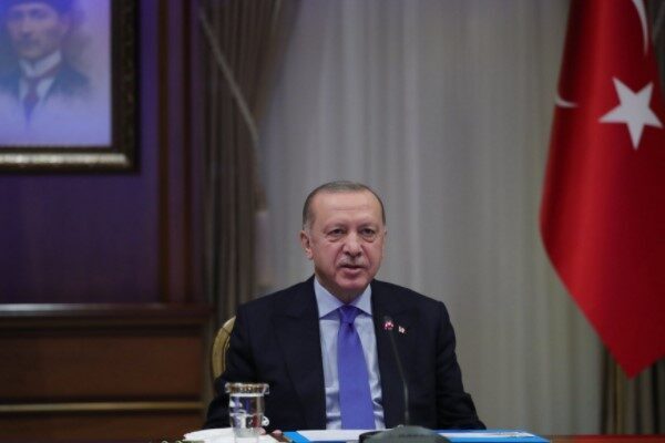 Cumhurbaşkanlığı’ndan yapılan açıklamaya göre, Cumhurbaşkanı Erdoğan, Papa 14. Leo’ya makama
