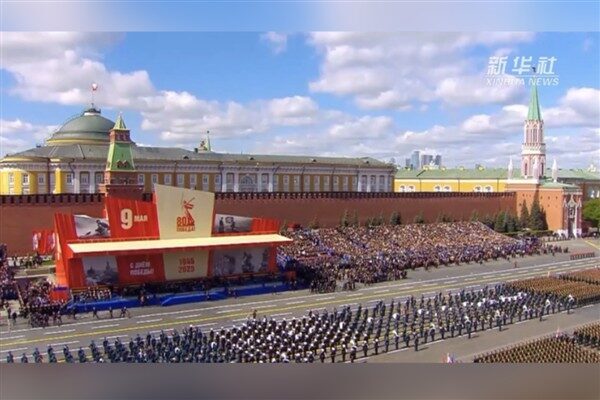 Çin Cumhurbaşkanı Xi Jinping Sovyetler Birliği’nin Büyük Yurtseverlik Savaşı’nda kazanılan