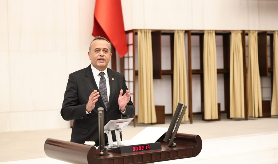 Kaya, TBMM kürsüsünden yaptığı konuşmada, gençlerin içinde bulunduğu durumun vahim