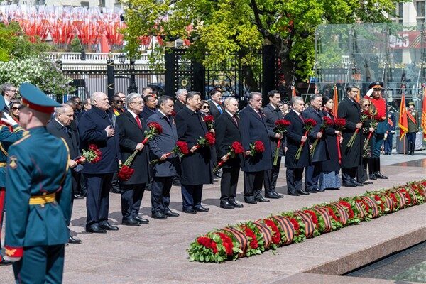Cumhurbaşkanı Xi Jinping, 7-10 Mayıs 2025 tarihleri arasında Rusya'ya resmî