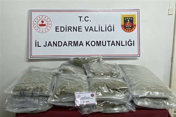 Edirne İl Jandarma Komutanlığı, sorumluluk bölgesinde kaçakçılık olaylarının engellenmesine yönelik